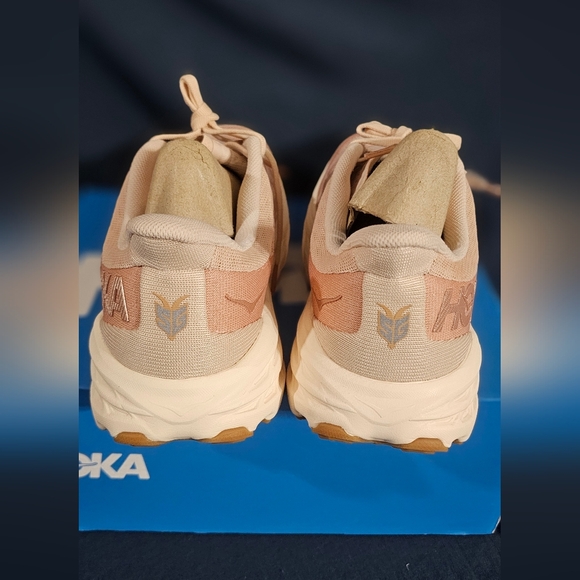 Hoka Speedgoat 5 Shoes Cream Sandstone 1123158-CRMS Women SZ 9.5 OR 10 New W/Box - Picture 4 of 8